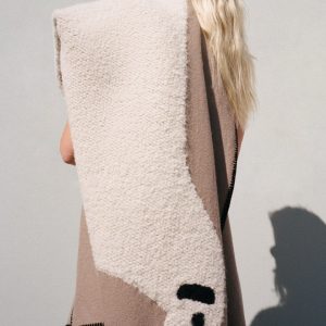 SHEEP THROW TRUFFLE